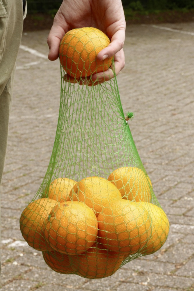 MariekeGelissen_Hanging_2014